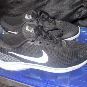 Nike Flex Experience Rn 7 Black Women's Sneaker